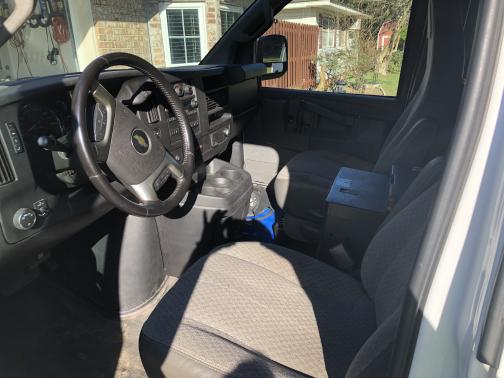 Photo 3 of 5 of 2019 Chevrolet Express 2500 Work Van